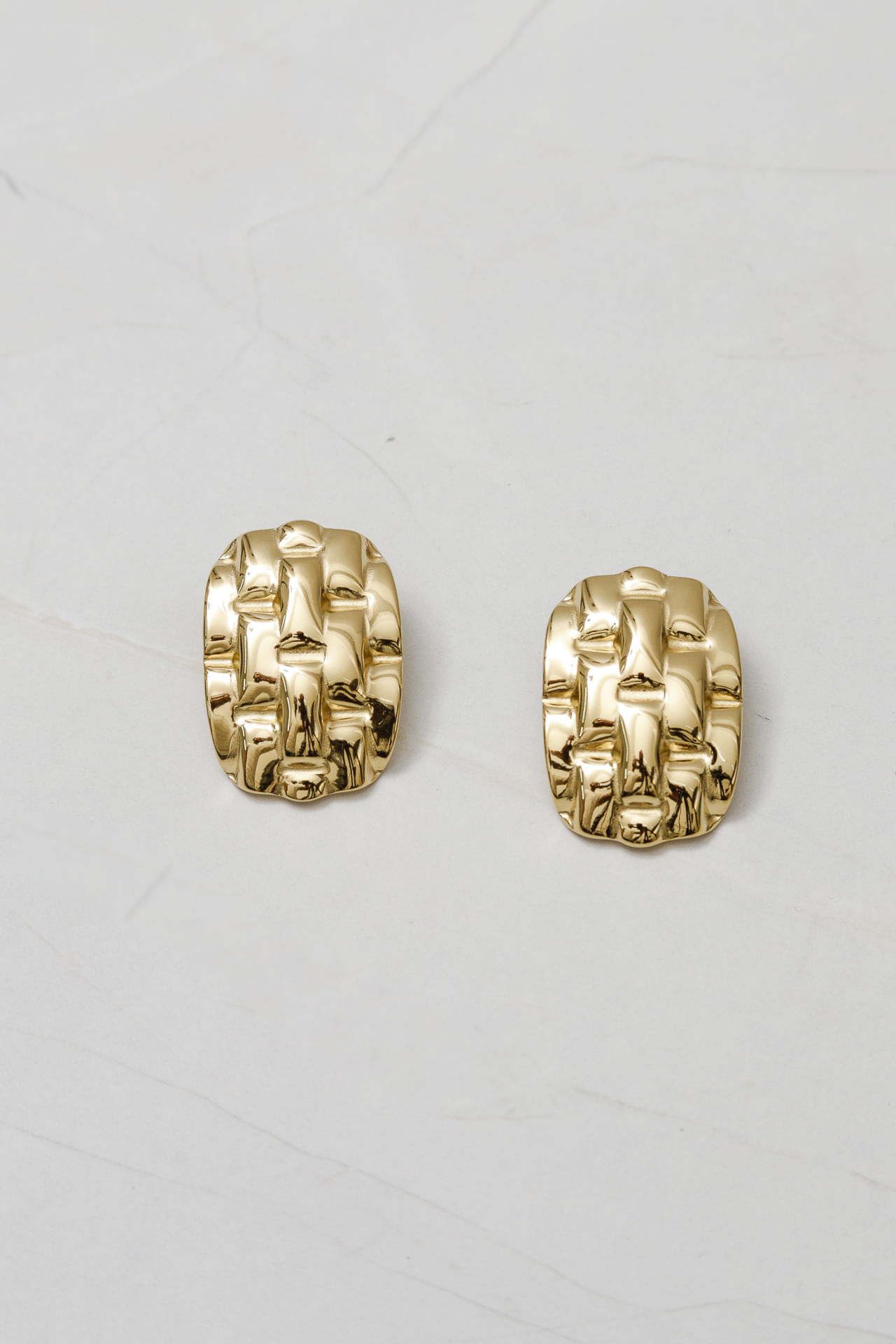 9036645 - Brinco Meia Argola Detalhe  DOURADO