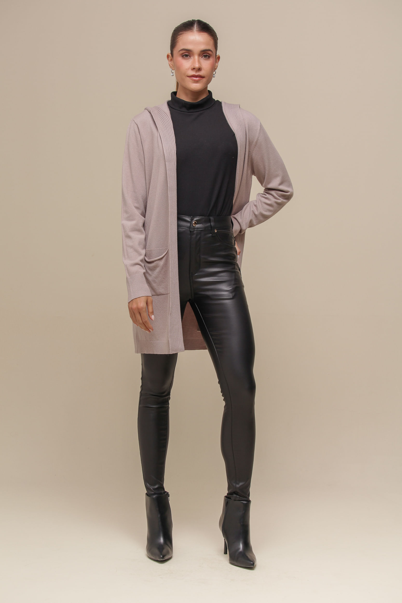 9035050 - Cardigan Tricô Alongado Bolsos FENDI 9035050 - Cardigan Tricô Alongado Bolsos FENDI