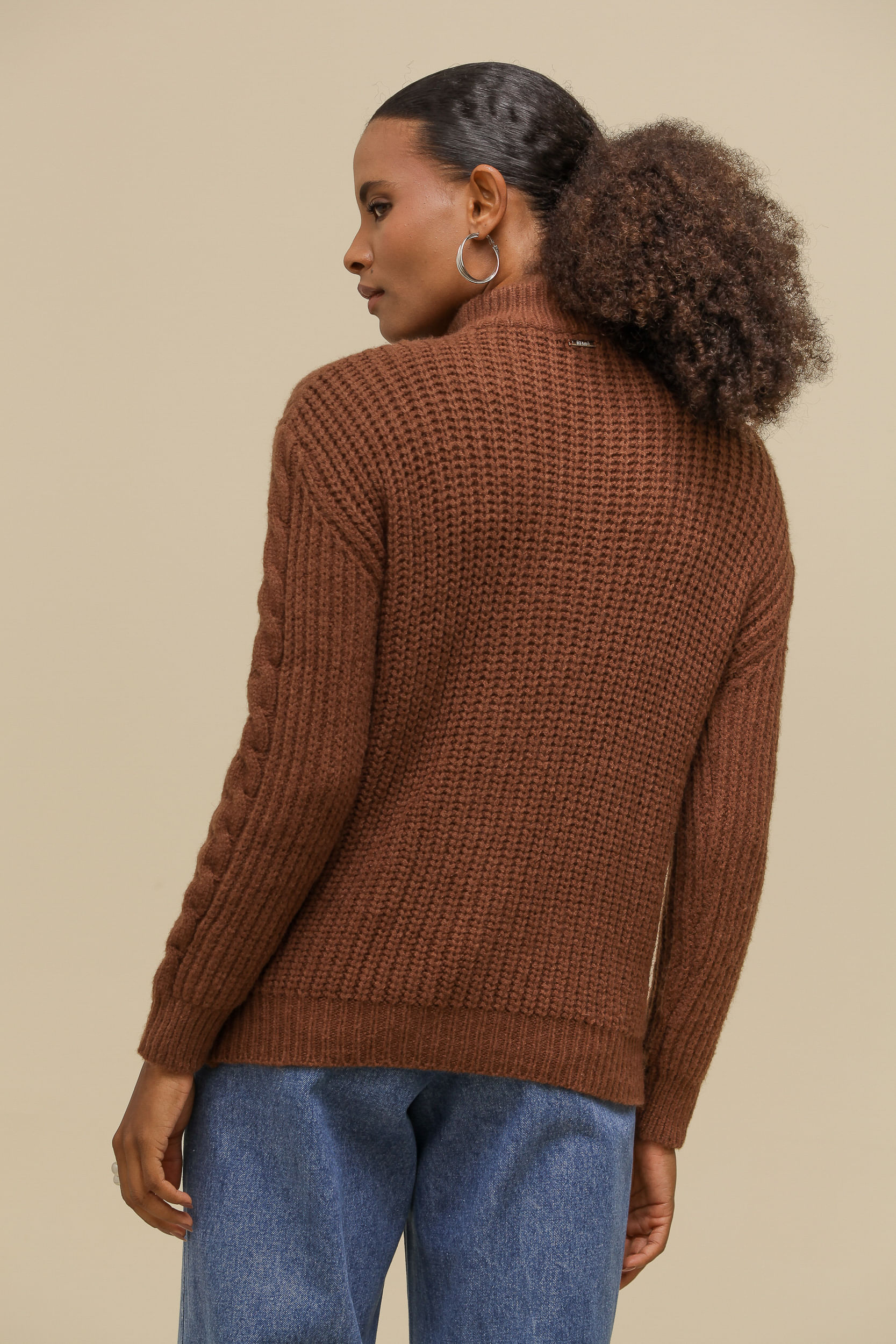 9035128 - Blusa de Tricot Trançado com Gola Alta MARROM 9035128 - Blusa de Tricot Trançado com Gola Alta MARROM