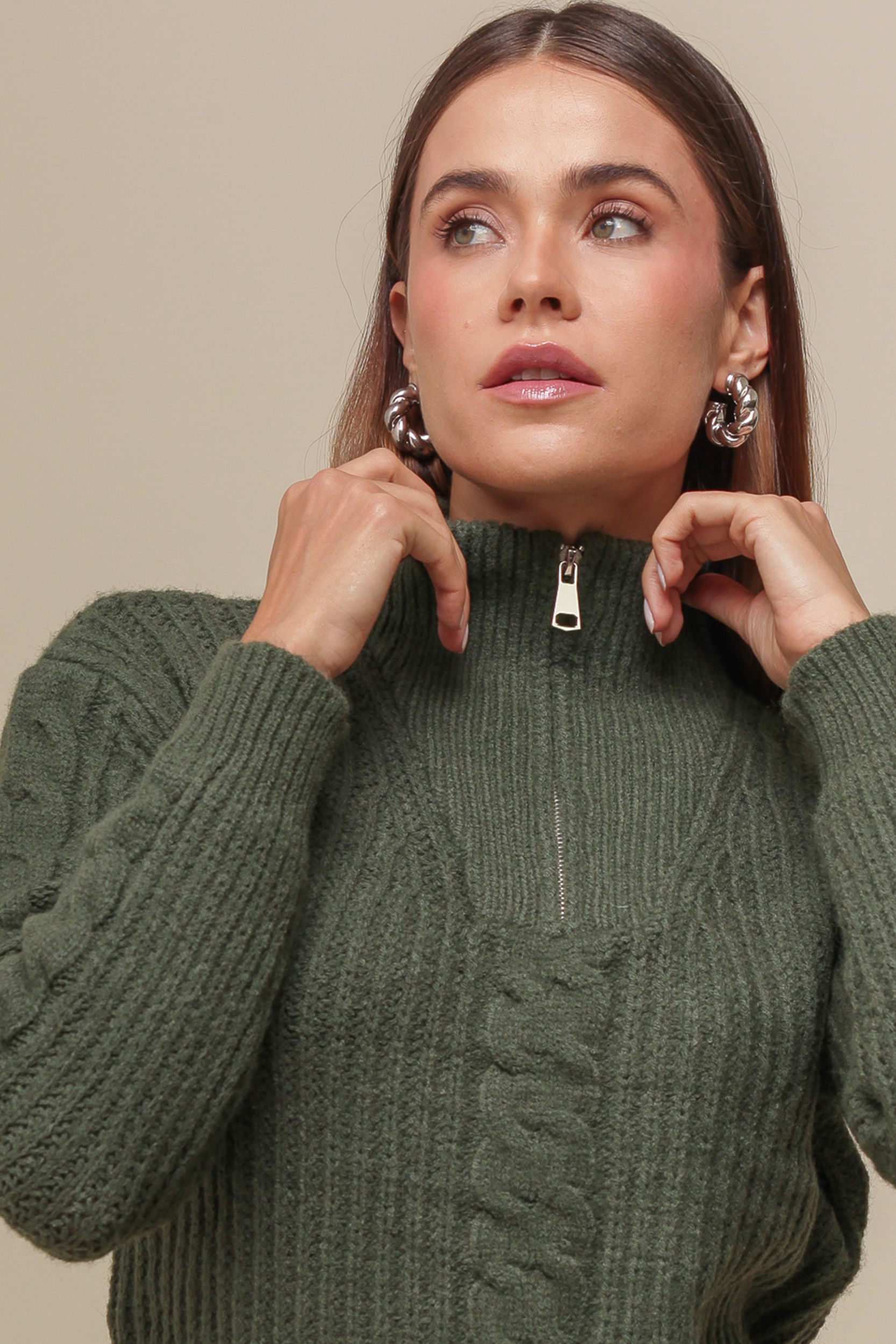9035128 - Blusa de Tricot Trançado com Gola Alta VERDE 9035128 - Blusa de Tricot Trançado com Gola Alta VERDE