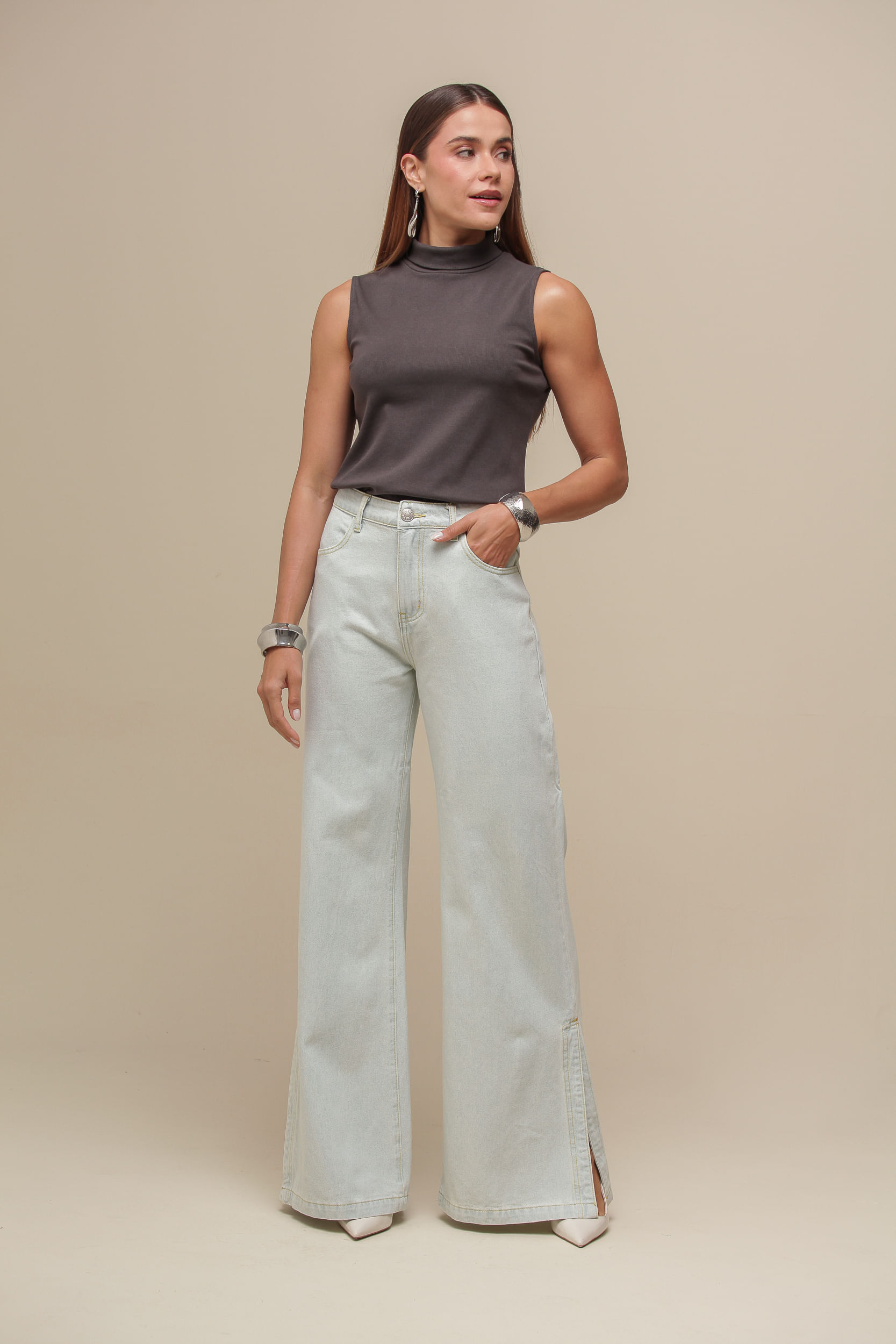 9036730 - Calça Jeans Pantalona  JEANS