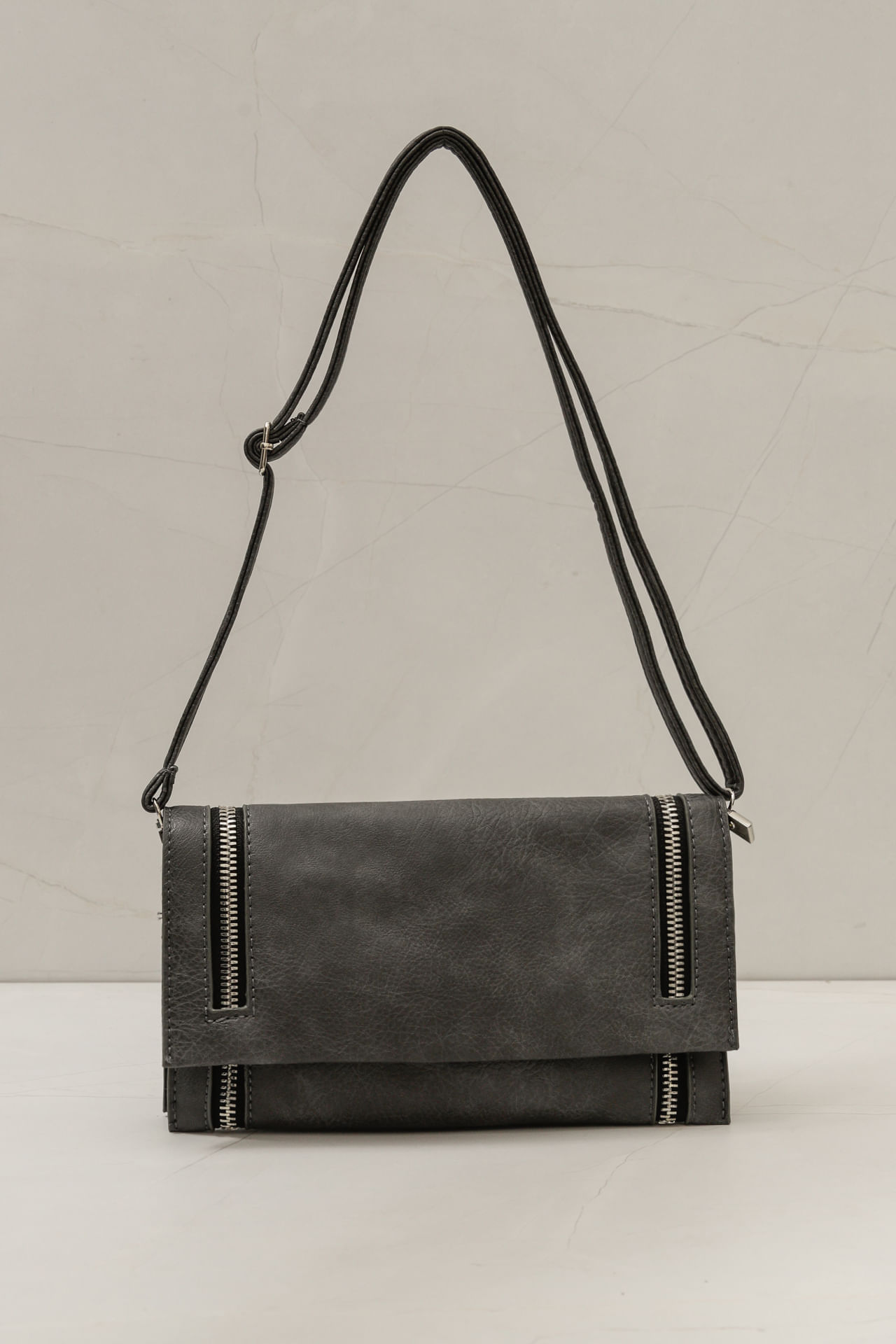 9035897 - Bolsa Zíper Alça regulável CINZA 9035897 - Bolsa Zíper Alça regulável CINZA