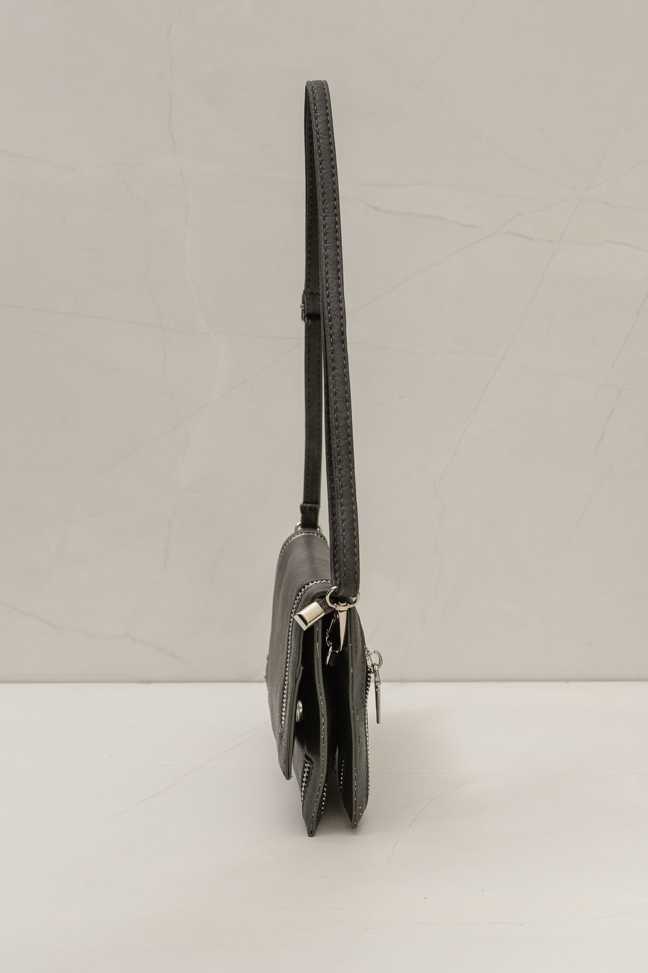 9035897 - Bolsa Zíper Alça regulável CINZA 9035897 - Bolsa Zíper Alça regulável CINZA