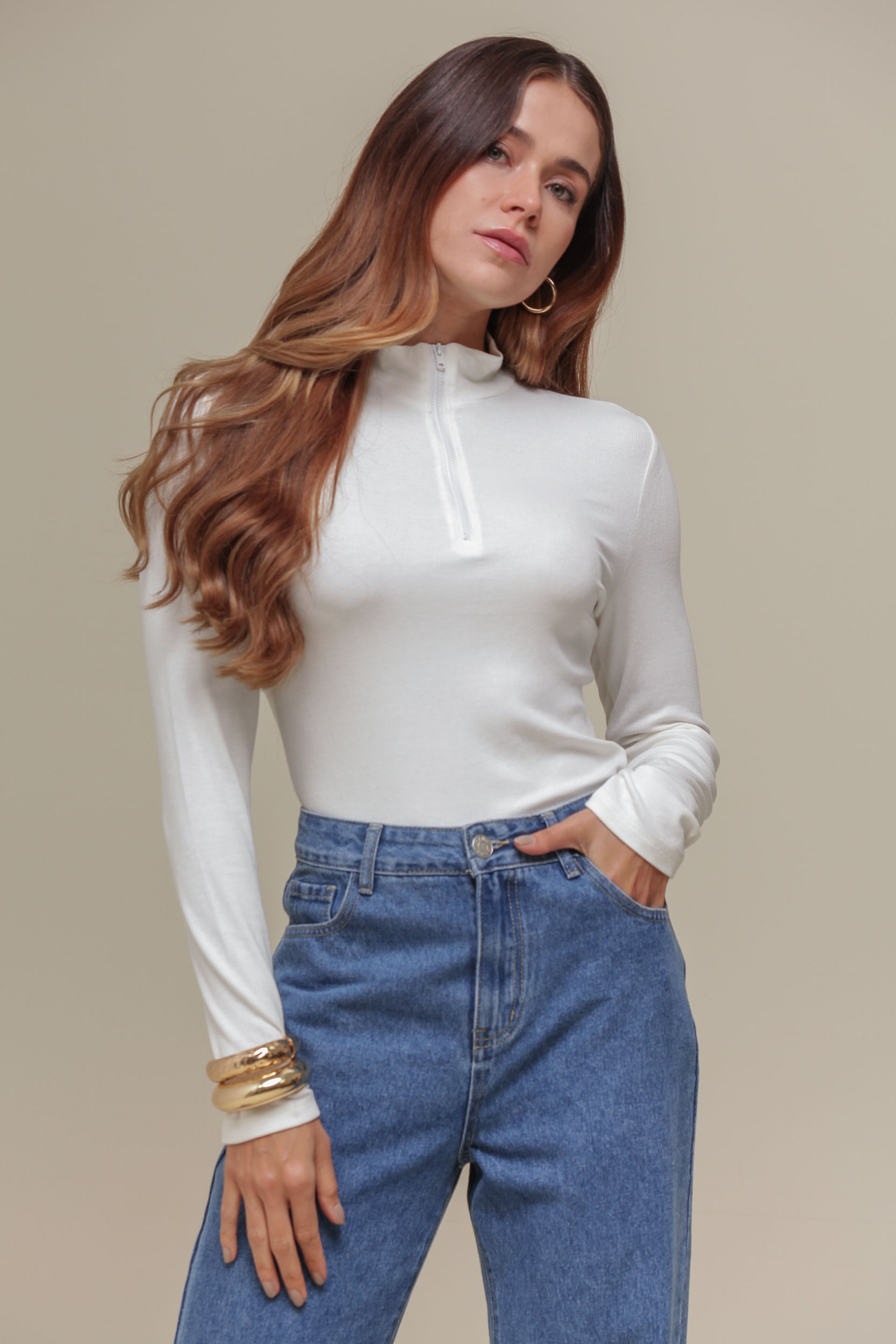 9036605 - Blusa Manga Longa Canelada com Zíper  OFF-WHITE