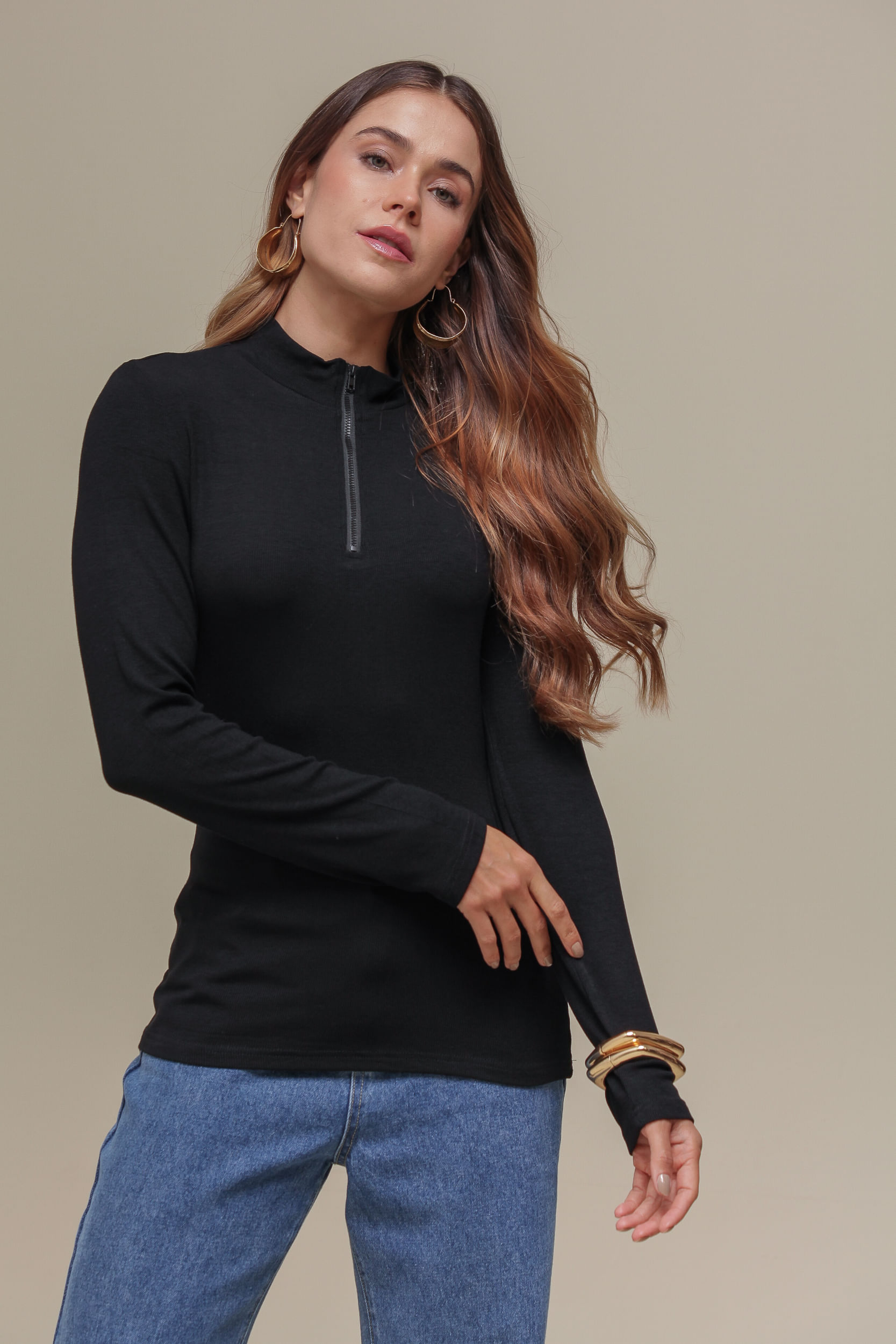9036605 - Blusa Manga Longa Canelada com Zíper PRETO 9036605 - Blusa Manga Longa Canelada com Zíper PRETO