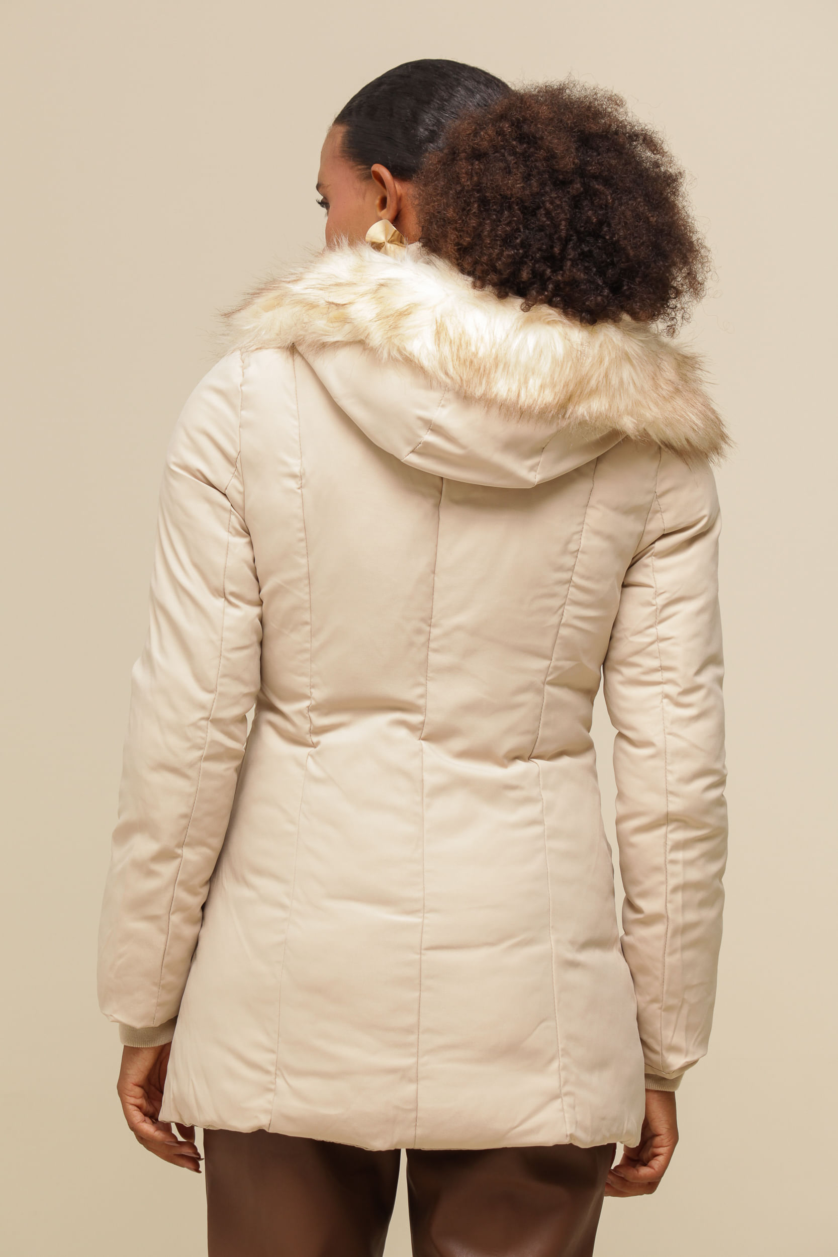 Casaco Puffer Zíper Duplo Com Capuz  BEGE