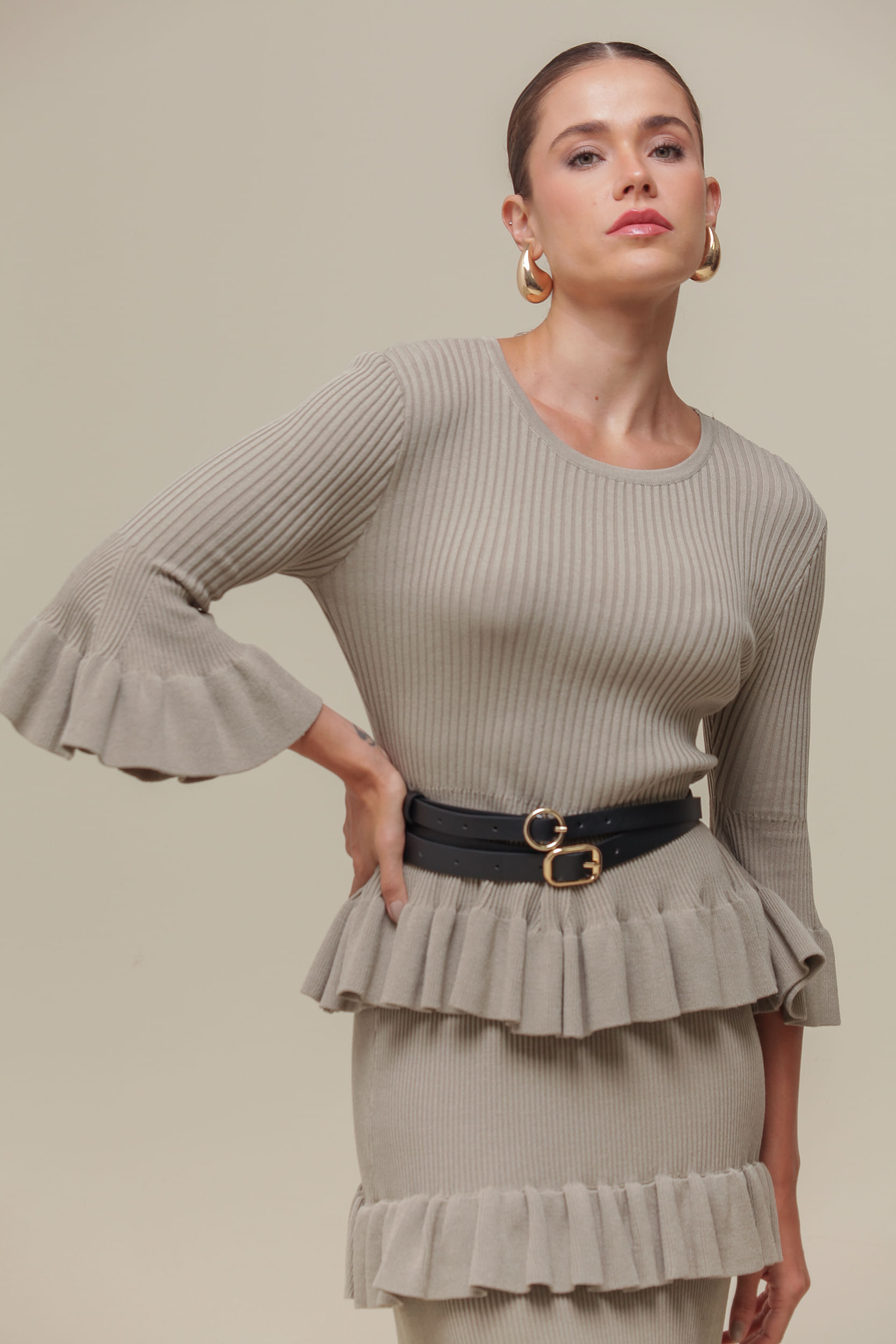 9036666 - Blusa Tricô Babados CINZA 9036666 - Blusa Tricô Babados CINZA