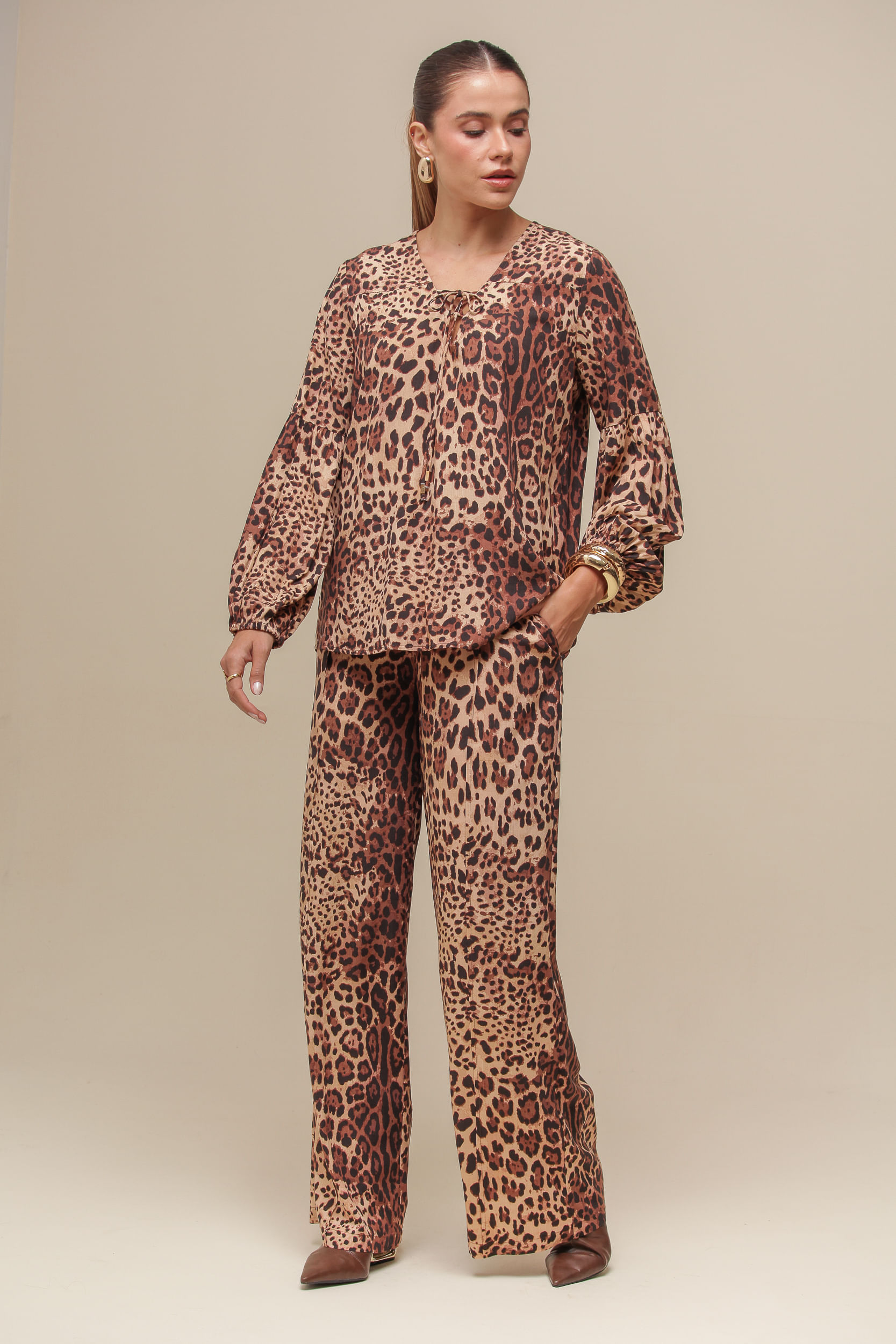9036459 - Camisa Manga Longa Animal Print  ONÇA