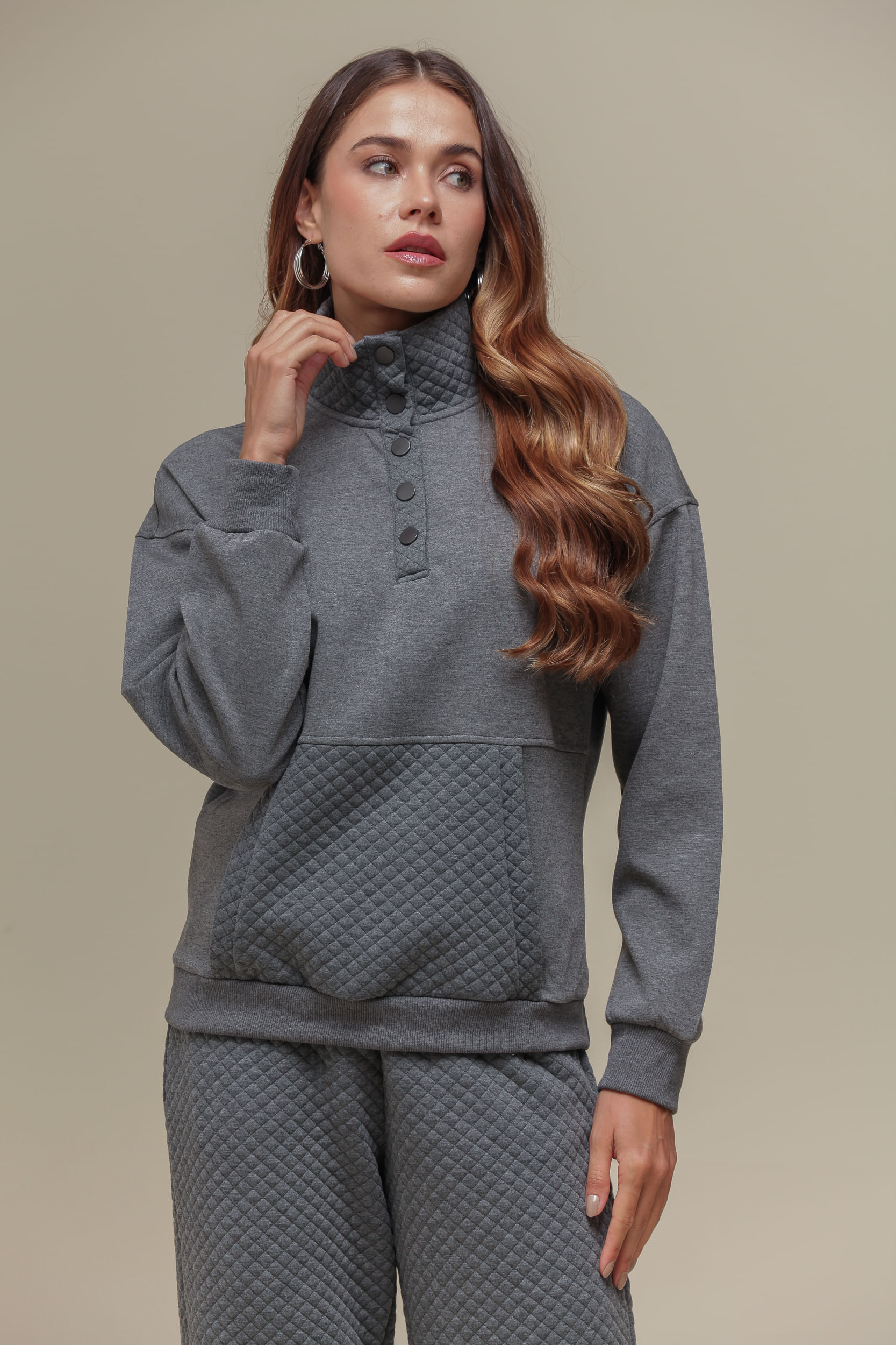 9036781 - Blusa Moletom Detalhe Matelassê  MESCLA