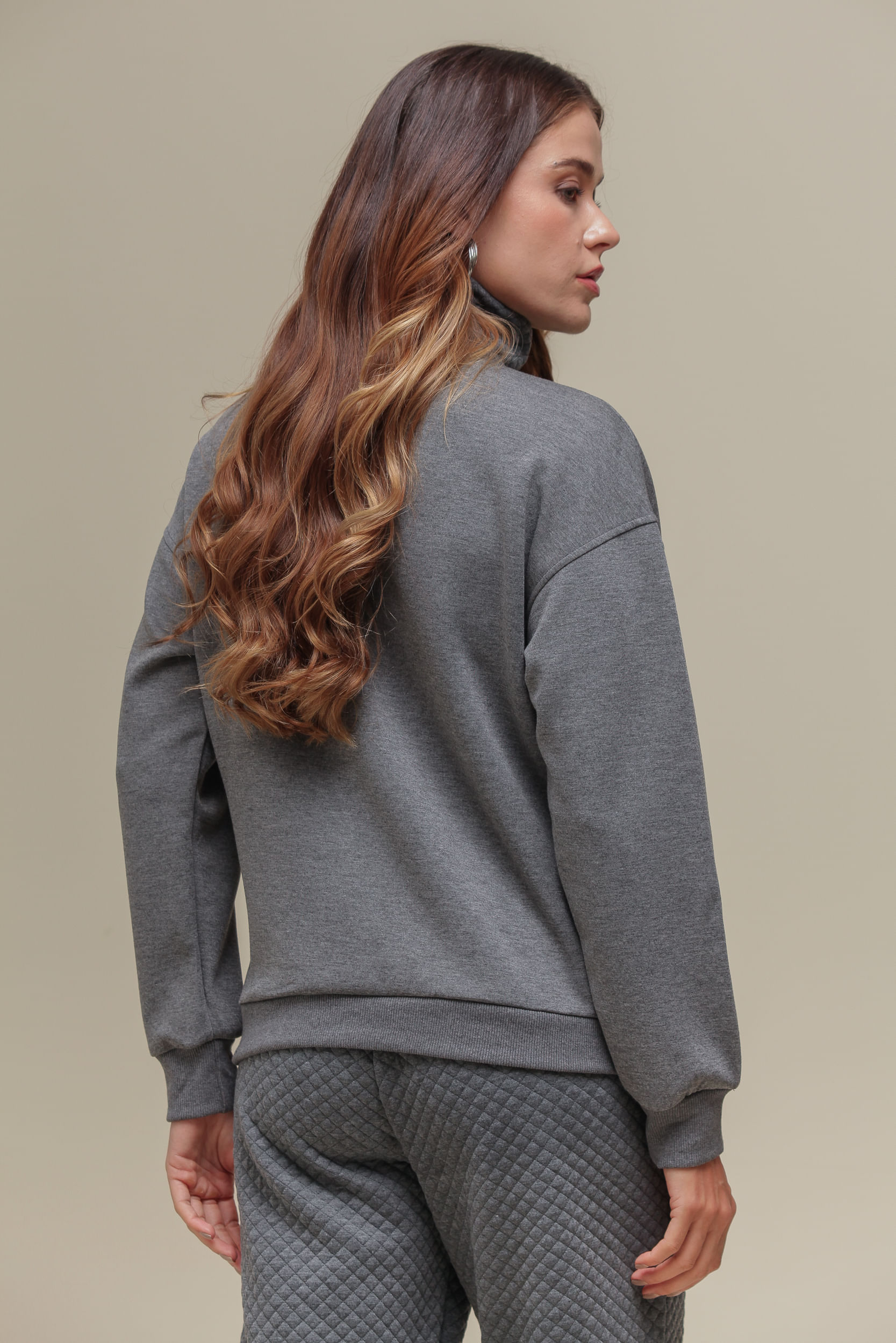 9036781 - Blusa Moletom Detalhe Matelassê MESCLA 9036781 - Blusa Moletom Detalhe Matelassê MESCLA