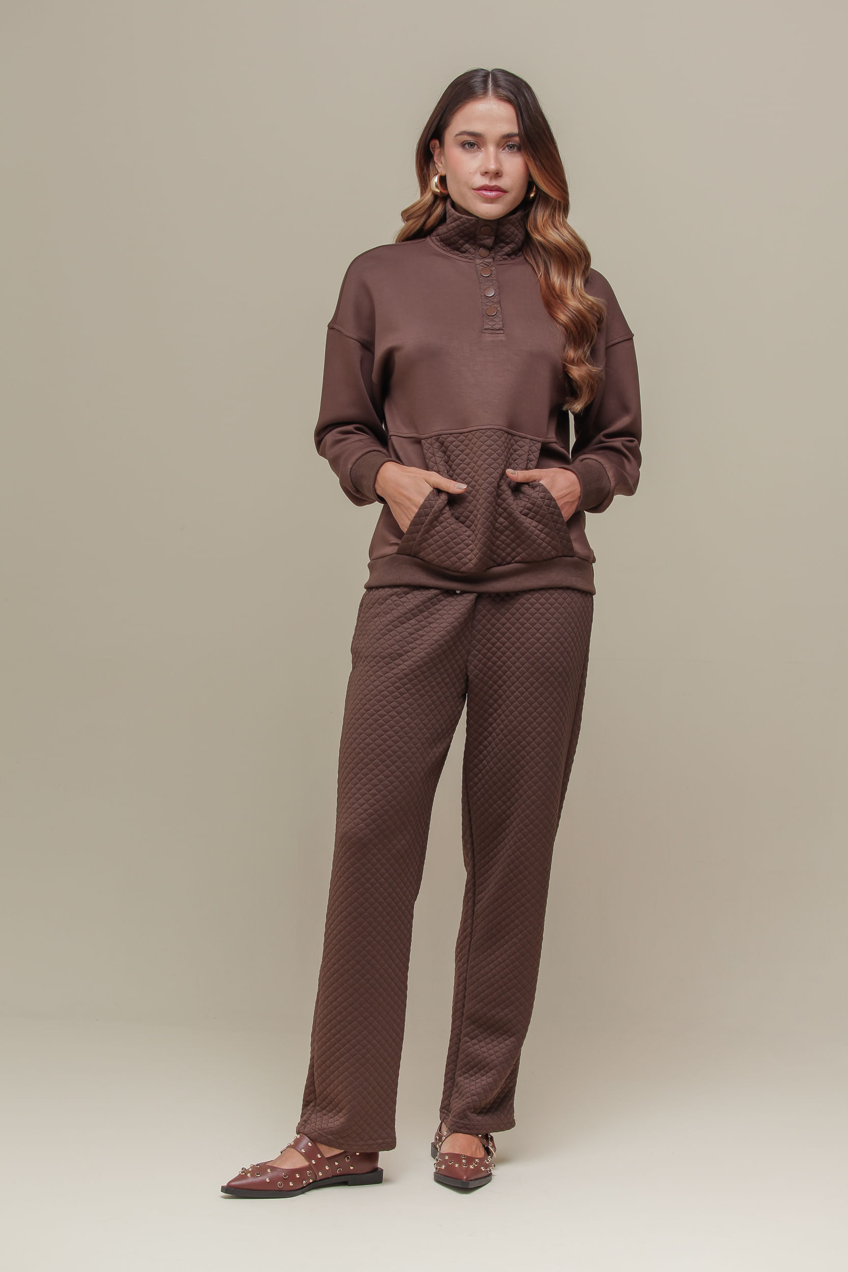 9036782 - Calça Moletom em Matelassê MARROM 9036782 - Calça Moletom em Matelassê MARROM