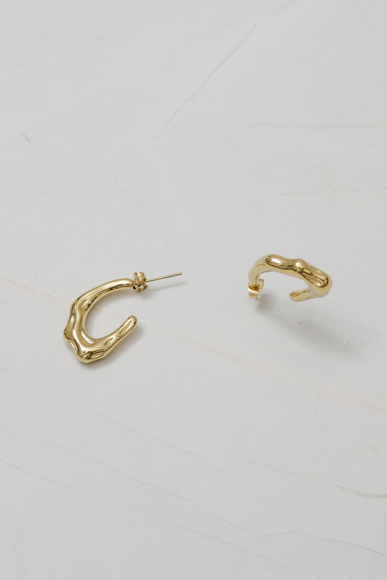 9036662 - Brinco Meia Argola DOURADO 9036662 - Brinco Meia Argola DOURADO
