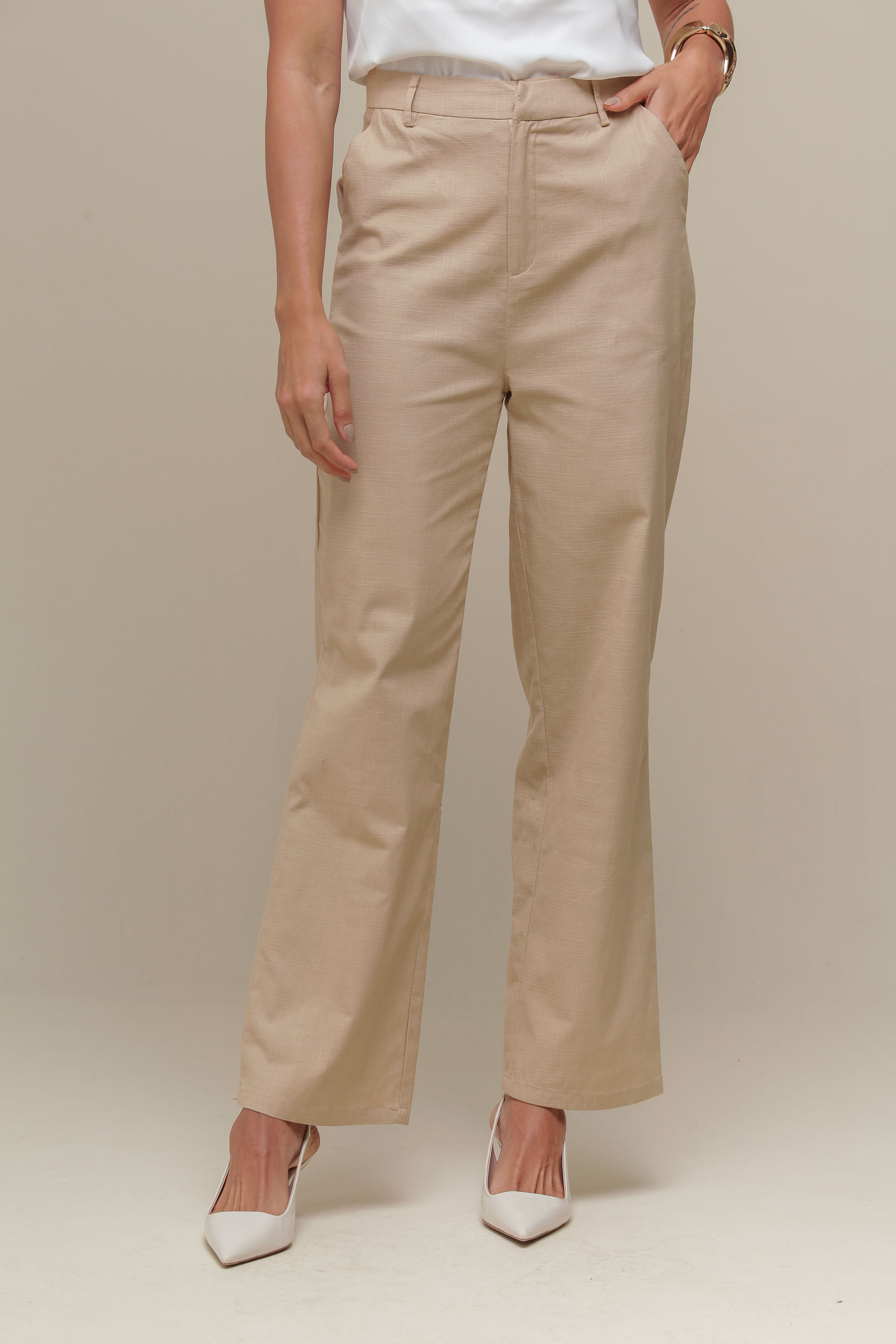 9036799 - Calça Reta Linho  BEGE