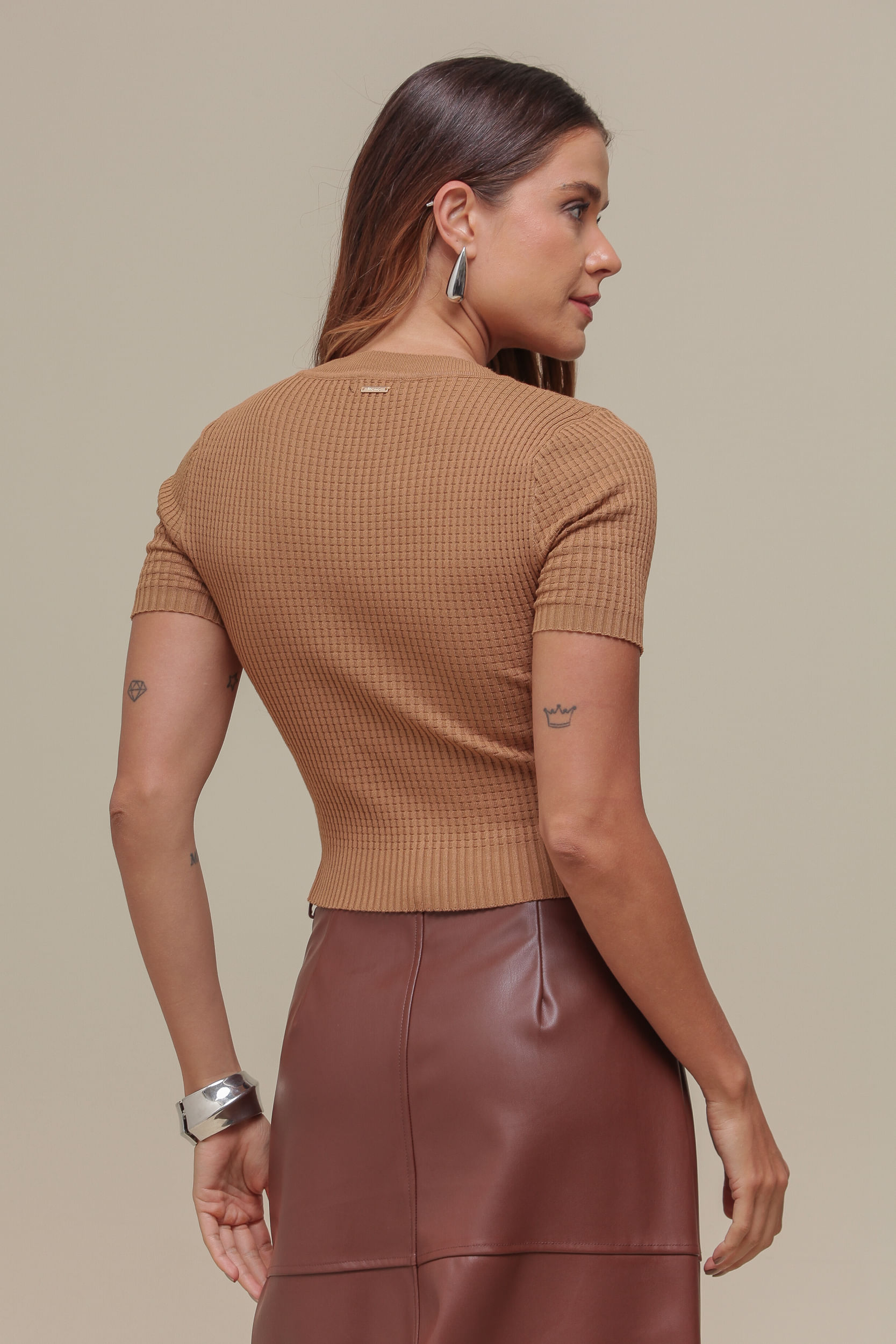 9036584 - Blusa Tricô Detalhe Pedras MARROM 9036584 - Blusa Tricô Detalhe Pedras MARROM