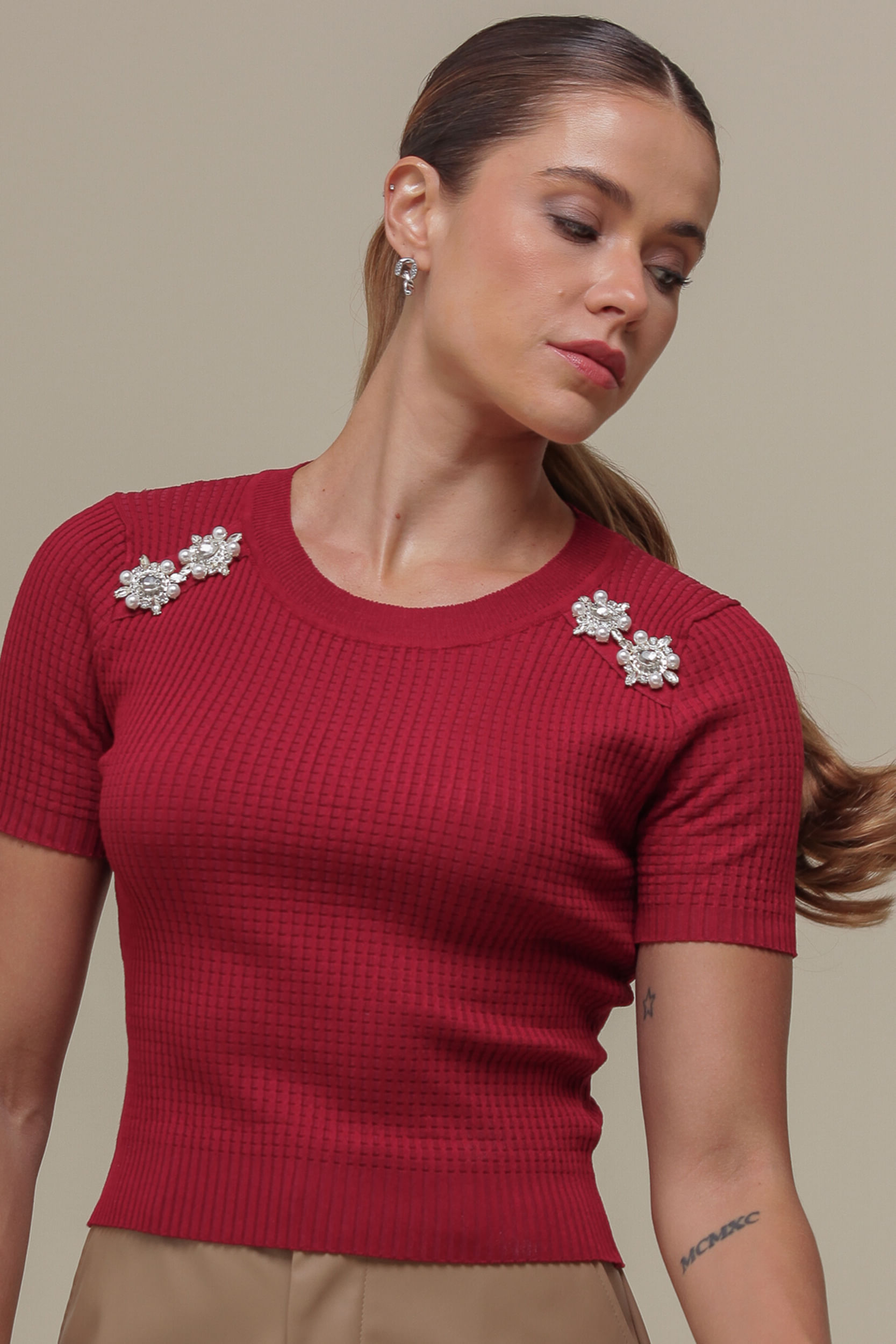 9036584 - Blusa Tricô Detalhe Pedras CEREJA 9036584 - Blusa Tricô Detalhe Pedras CEREJA