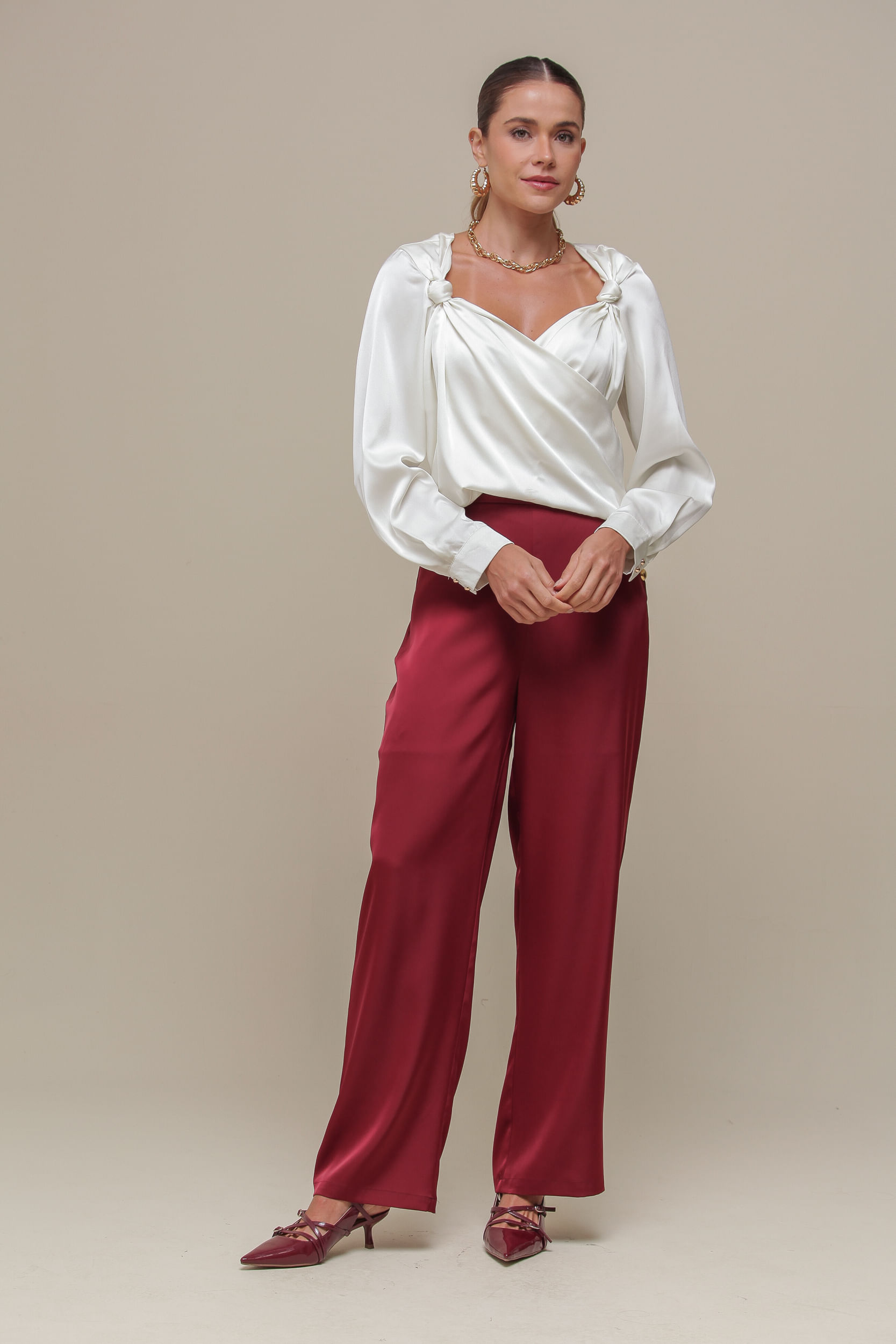 9036506 - Blusa Manga Longa Detalhe Torção OFF-WHITE 9036506 - Blusa Manga Longa Detalhe Torção OFF-WHITE