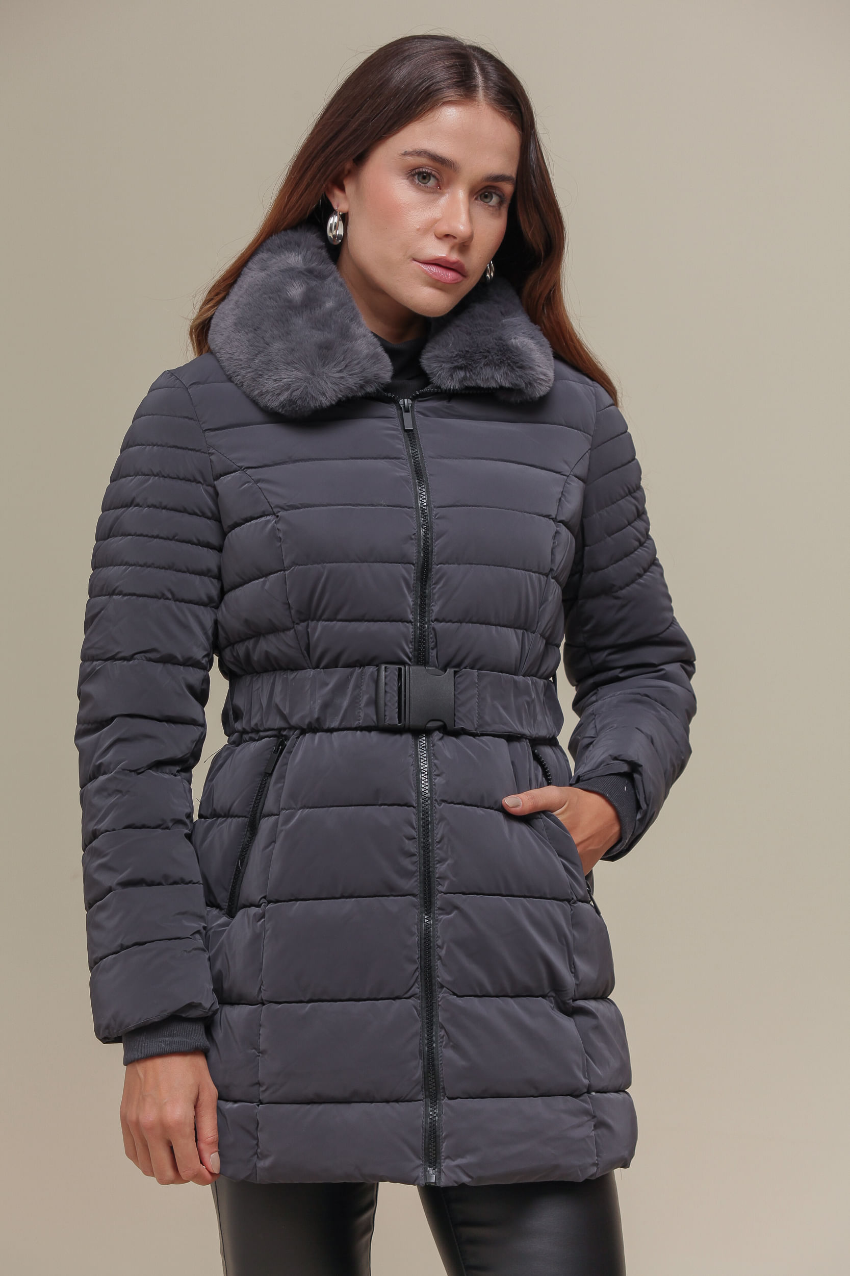 Casaco Puffer Alongado Gola Pelo  CINZA