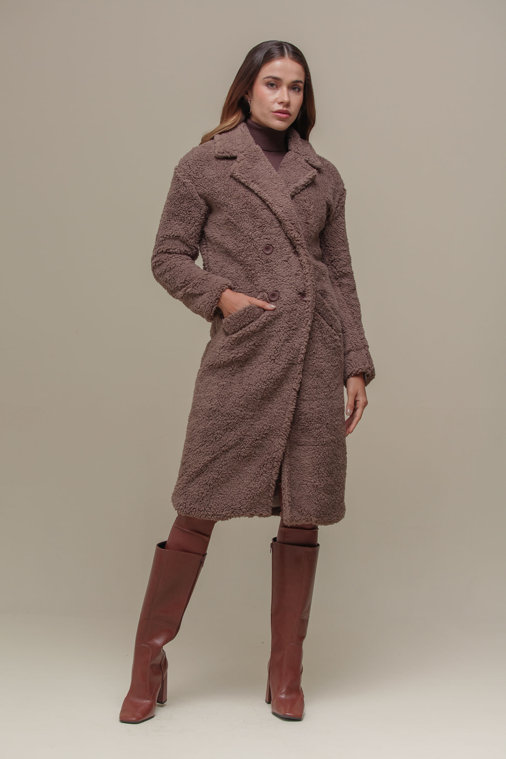 Casaco Sobretudo Teddy Comfy FENDI Casaco Sobretudo Teddy Comfy FENDI