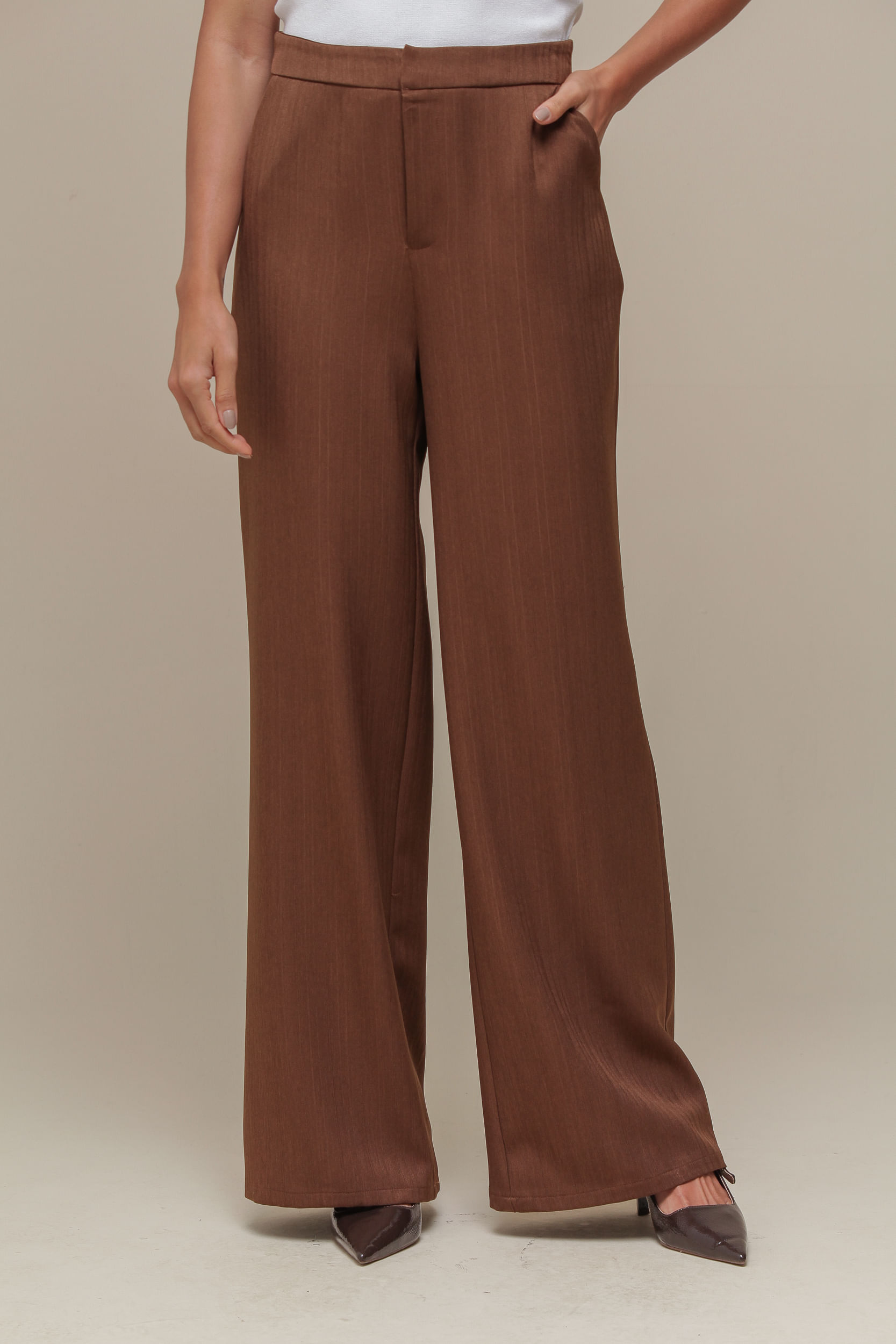 9036794 - Calça Pantalona Alfaiataria MARROM