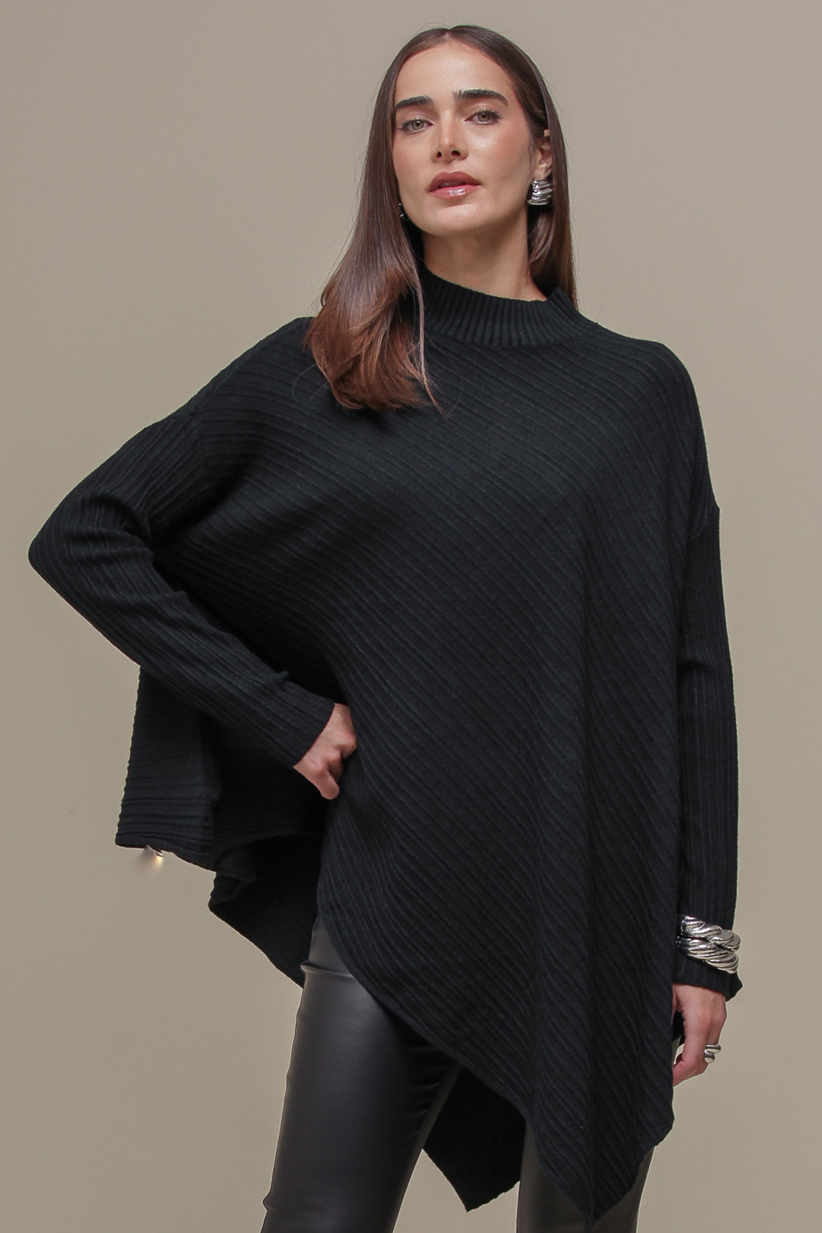 9036841 - Poncho Tricô Texturizado PRETO 9036841 - Poncho Tricô Texturizado PRETO