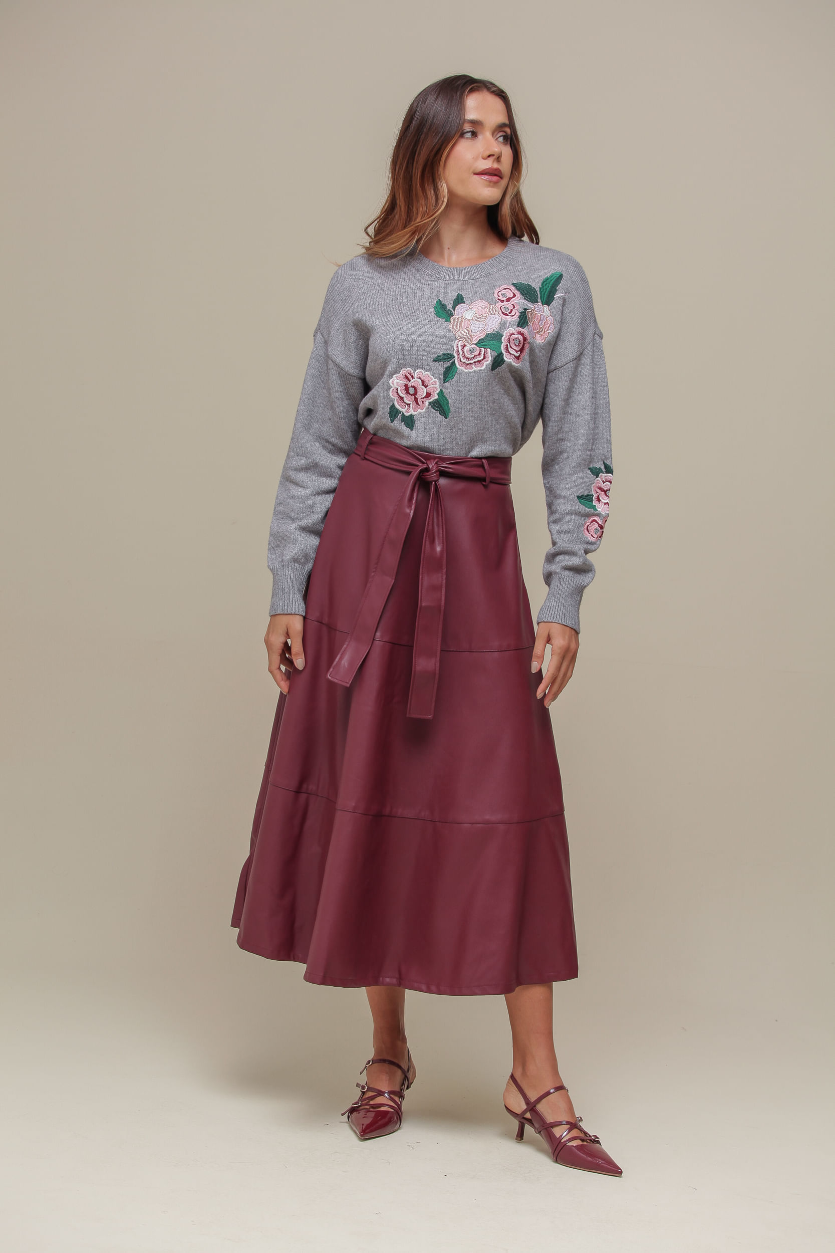 9036574 - Blusa Tricô Bordado Flor CINZA 9036574 - Blusa Tricô Bordado Flor CINZA