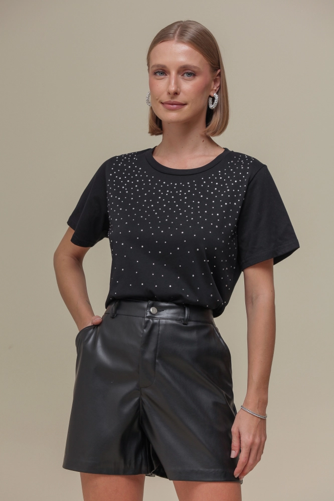 9036721 - Blusa Malha Manga Curta com Strass PRETO