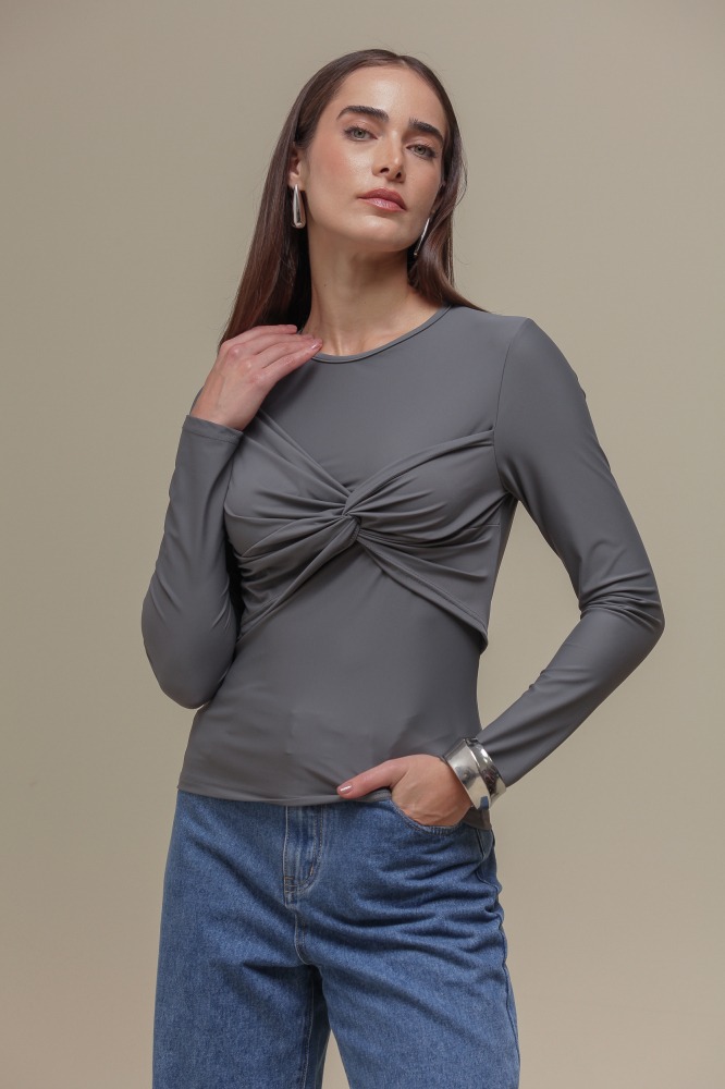 9036718 - Blusa Manga Longa Detalhe Torcido Frente CINZA 9036718 - Blusa Manga Longa Detalhe Torcido Frente CINZA