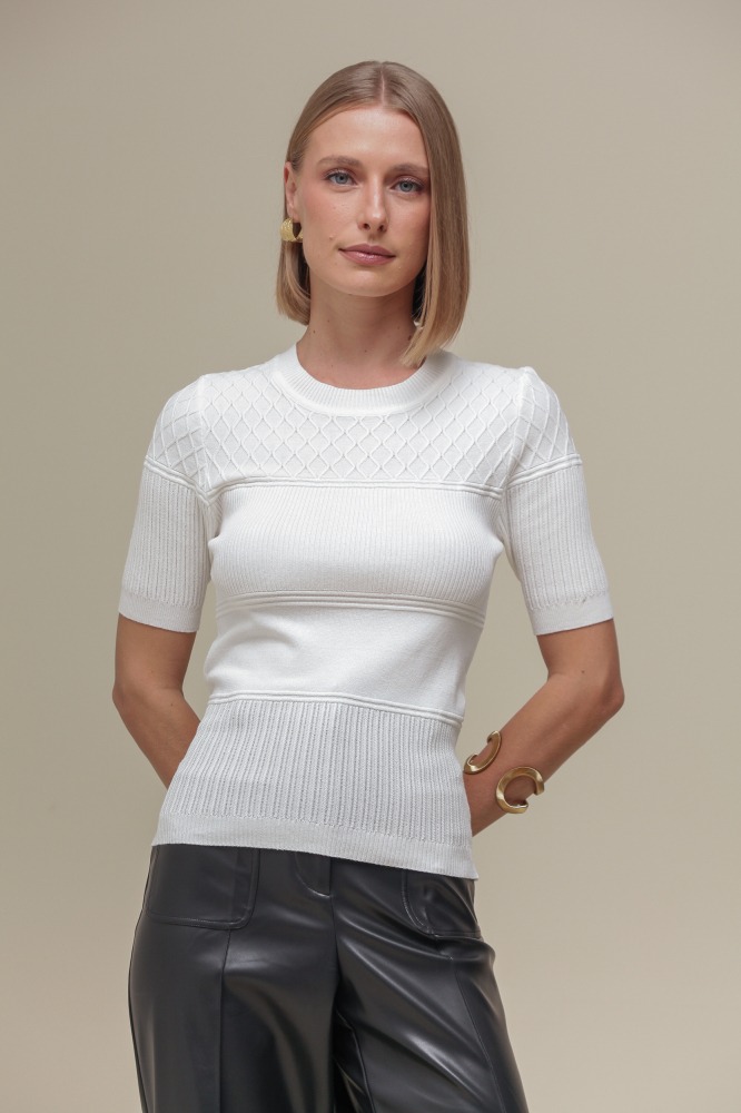 9036544 - Blusa Tricô Detalhes Trama OFF-WHITE 9036544 - Blusa Tricô Detalhes Trama OFF-WHITE
