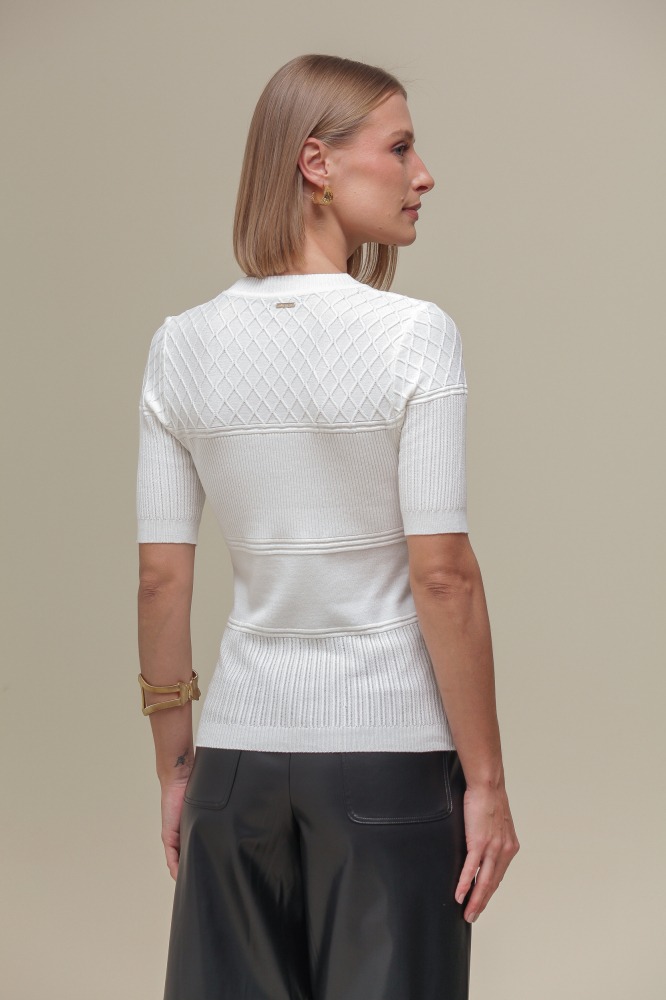 9036544 - Blusa Tricô Detalhes Trama OFF-WHITE 9036544 - Blusa Tricô Detalhes Trama OFF-WHITE