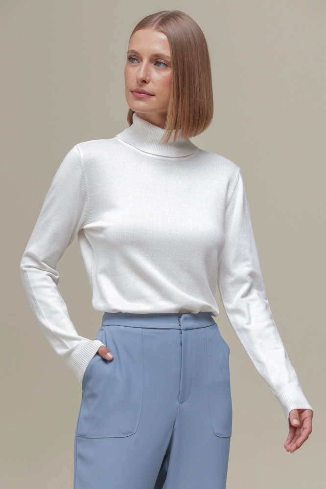 Blusa Tricô Gola Alta  BRANCO