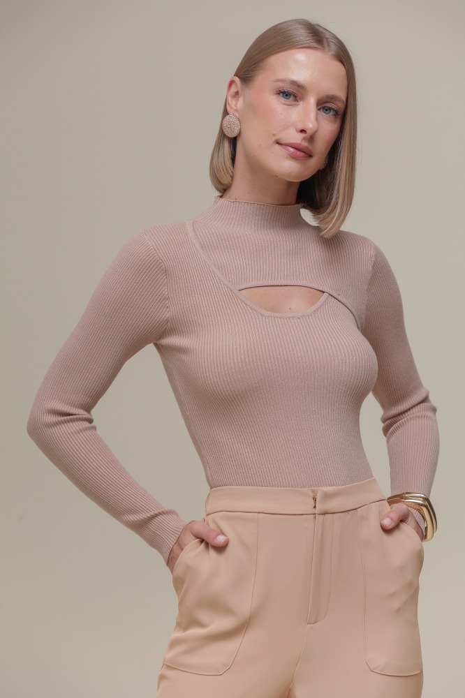 9036398 - Blusa Tricô Gola Alta Decote Assimétrico BEGE 9036398 - Blusa Tricô Gola Alta Decote Assimétrico BEGE