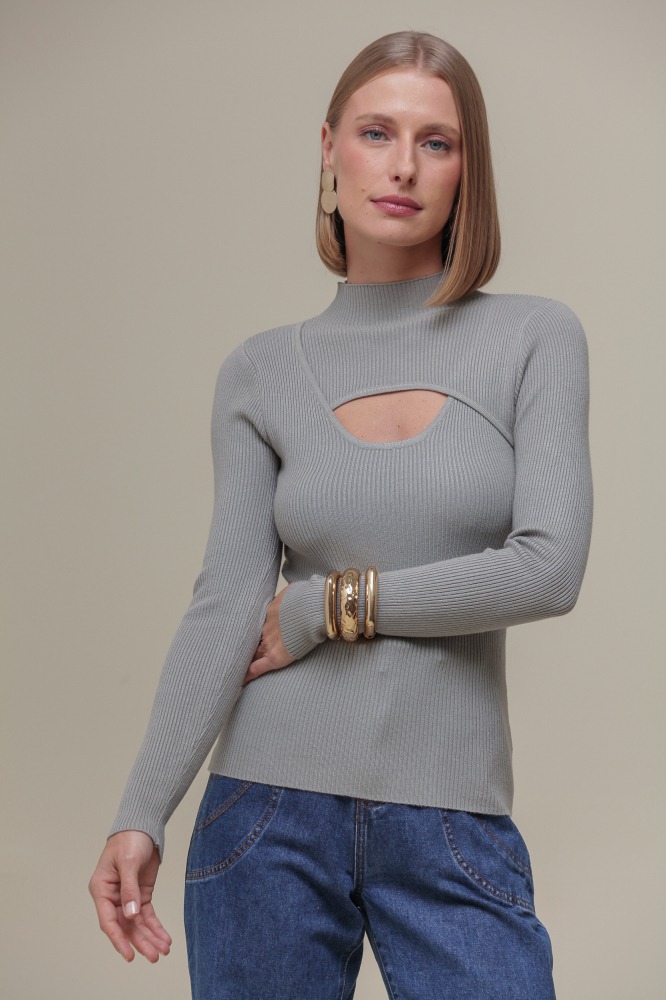 9036398 - Blusa Tricô Gola Alta Decote Assimétrico CINZA 9036398 - Blusa Tricô Gola Alta Decote Assimétrico CINZA