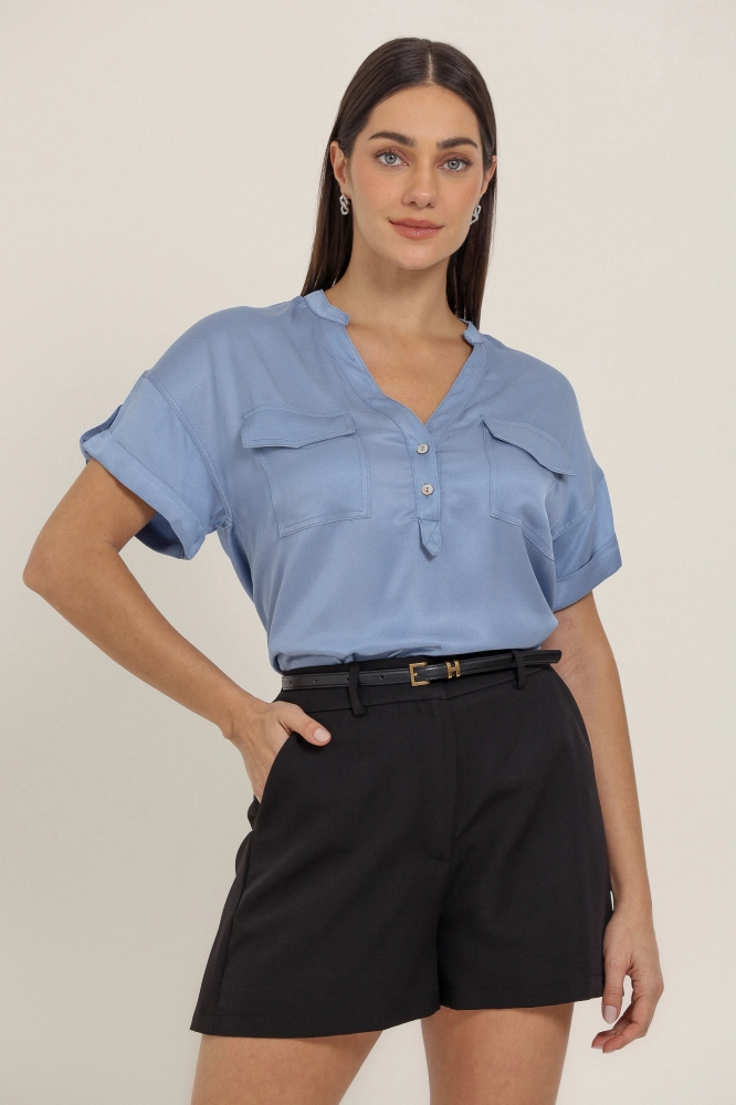 9037002 - Camisa Manga Curta Gola V Com Bolsos AZUL