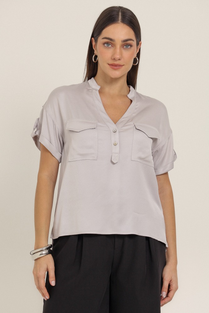 9037002 - Camisa Manga Curta Gola V Com Bolsos CINZA