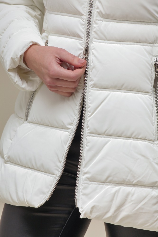 Casaco Puffer Alongado BRANCO Casaco Puffer Alongado BRANCO