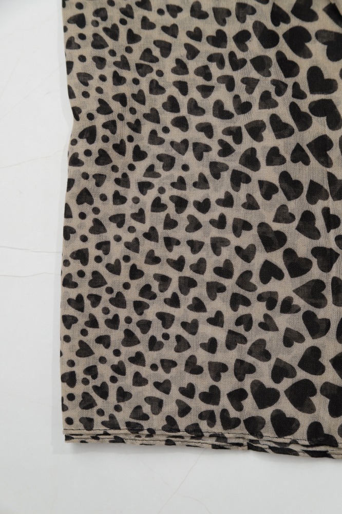9037286 - Echarpe Coração Romântico (89x182 cm) PRETO 9037286 - Echarpe Coração Romântico (89x182 cm) PRETO