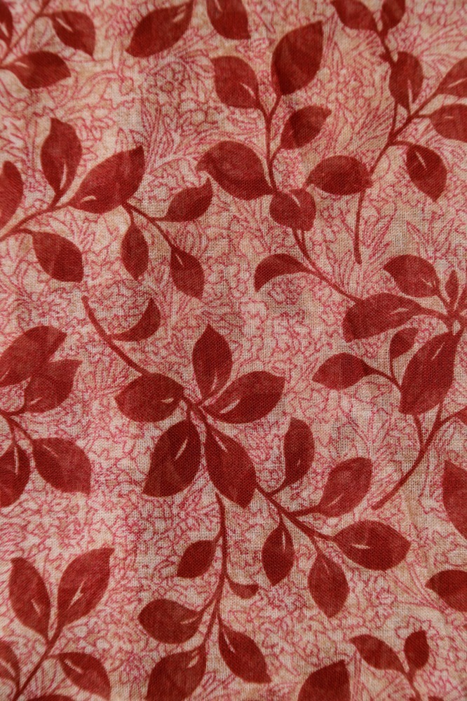 9037287 - Echarpe Delicado Folhas (84x182 cm) VERMELHO 9037287 - Echarpe Delicado Folhas (84x182 cm) VERMELHO