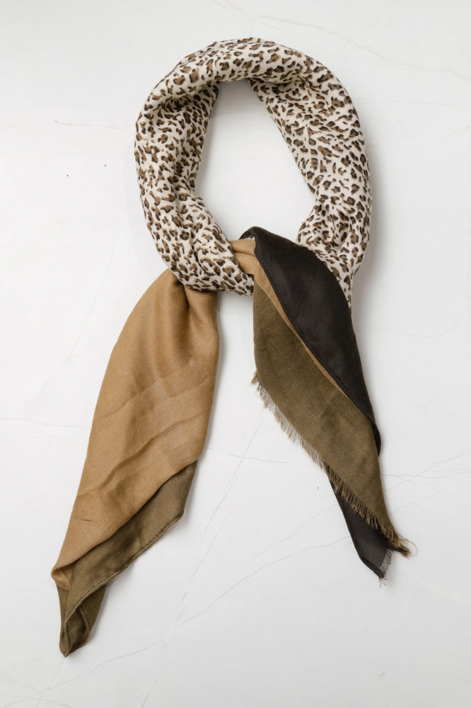 9037297 - Echarpe Estampa Leopardo (86x182 cm) MARROM