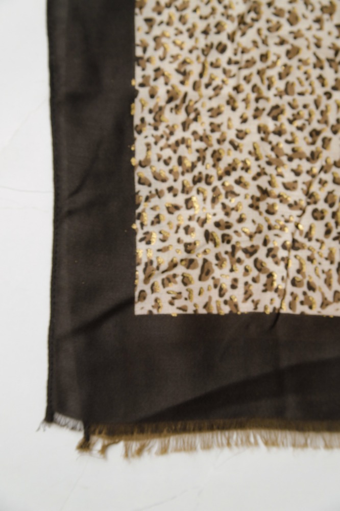 9037297 - Echarpe Estampa Leopardo (86x182 cm) MARROM 9037297 - Echarpe Estampa Leopardo (86x182 cm) MARROM