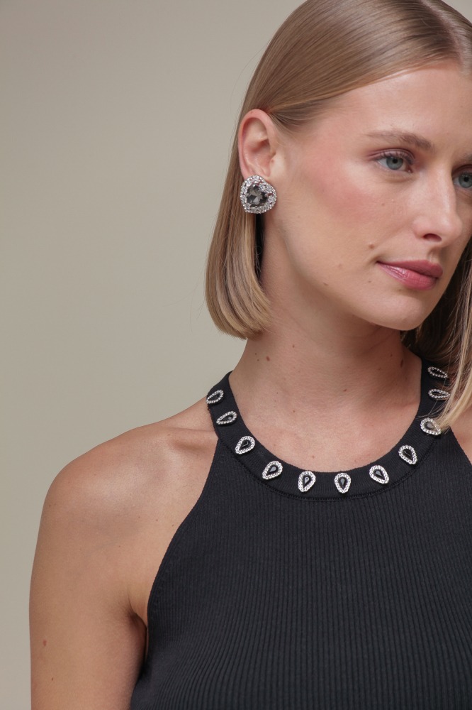 9036774 - Regata Tricô Cava Americana Detalhe Brilhos PRETO 9036774 - Regata Tricô Cava Americana Detalhe Brilhos PRETO