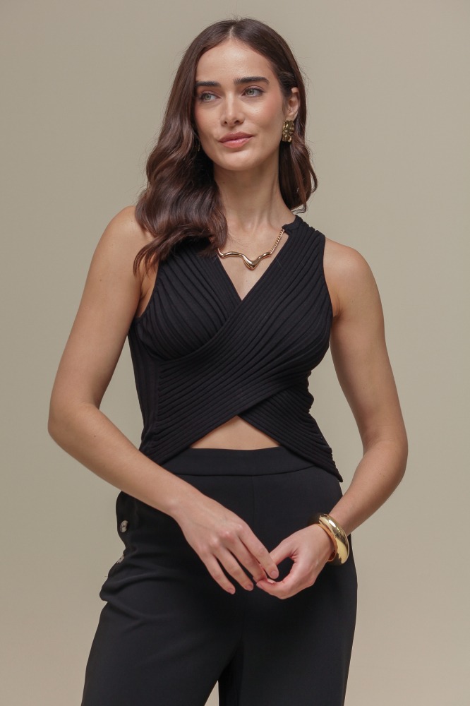 9036656 - Regata Tricô Cropped Detalhe Colar PRETO