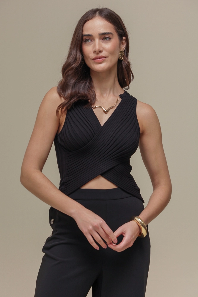 9036656 - Regata Tricô Cropped Detalhe Colar PRETO